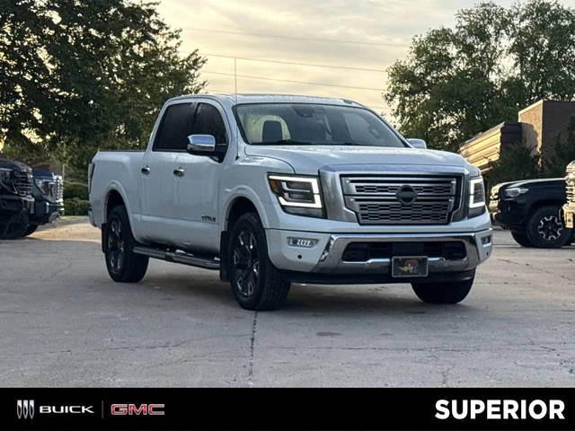 2021 Nissan Titan Platinum Reserve 4WD photo