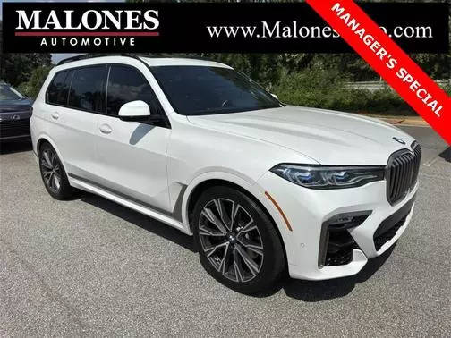 2021 BMW X7 M50i AWD photo