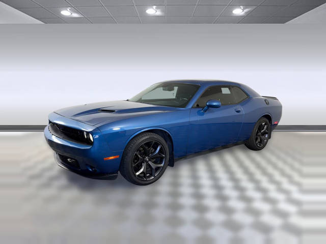 2020 Dodge Challenger SXT RWD photo