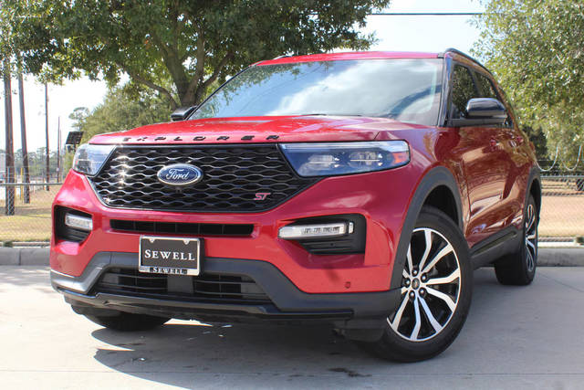 2021 Ford Explorer ST 4WD photo