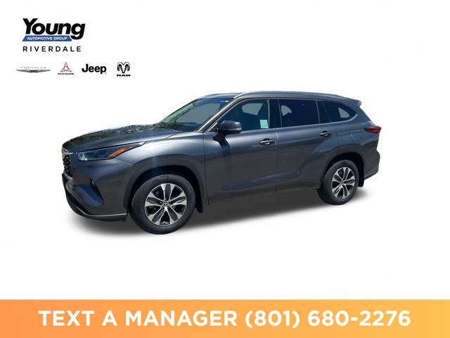 2021 Toyota Highlander XLE AWD photo