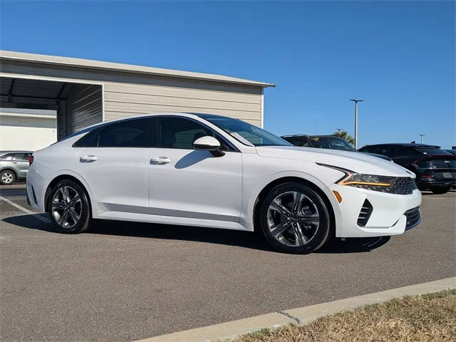 2021 Kia K5 EX FWD photo