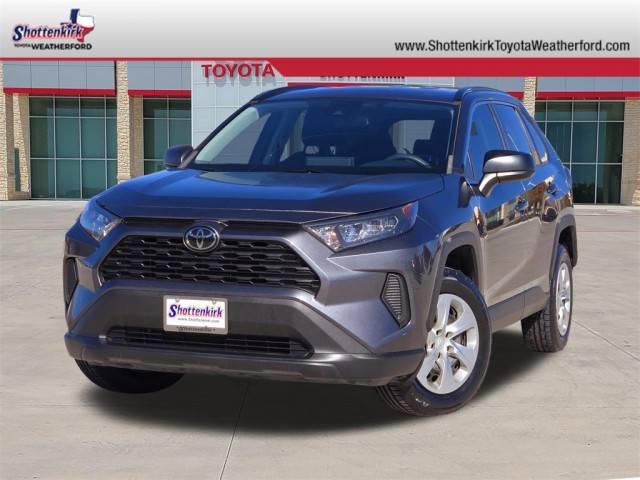 2021 Toyota RAV4 LE FWD photo