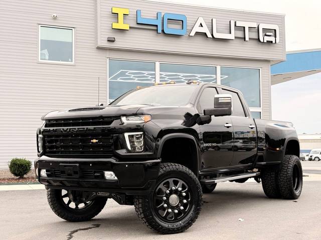 2021 Chevrolet Silverado 3500HD LTZ 4WD photo
