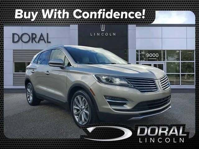 2015 Lincoln MKC FWD photo