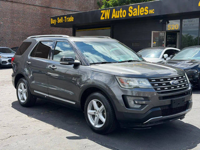 2016 Ford Explorer XLT 4WD photo