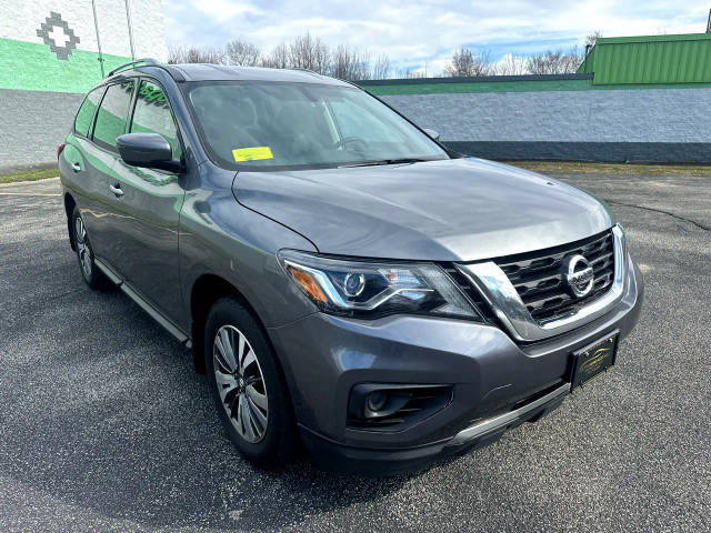 2020 Nissan Pathfinder S 4WD photo