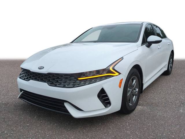 2021 Kia K5 LXS FWD photo