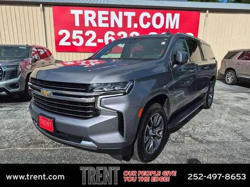 2021 Chevrolet Suburban LT 4WD photo