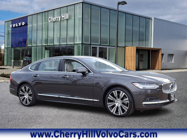 2021 Volvo S90 Inscription AWD photo