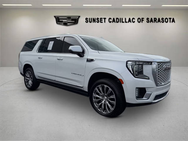 2021 GMC Yukon XL Denali 4WD photo