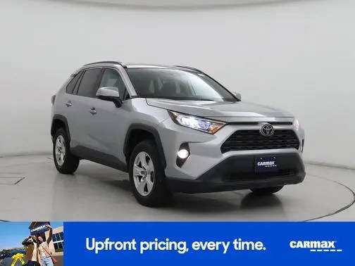 2021 Toyota RAV4 XLE FWD photo