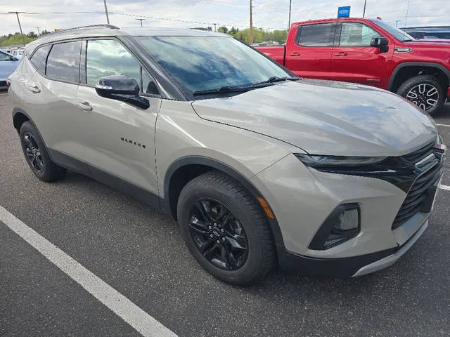 2021 Chevrolet Blazer LT AWD photo