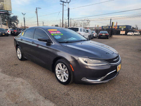 2015 Chrysler 200 Limited FWD photo