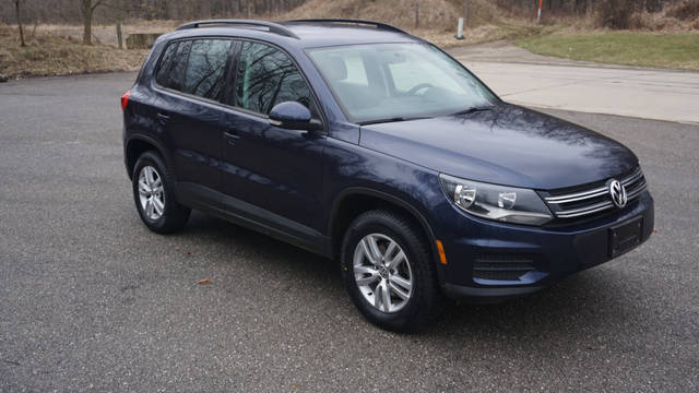 2015 Volkswagen Tiguan S FWD photo