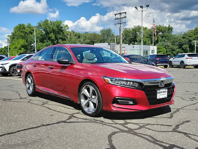 2019 Honda Accord Touring 2.0T FWD photo