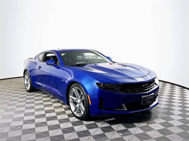 2021 Chevrolet Camaro 2LT RWD photo