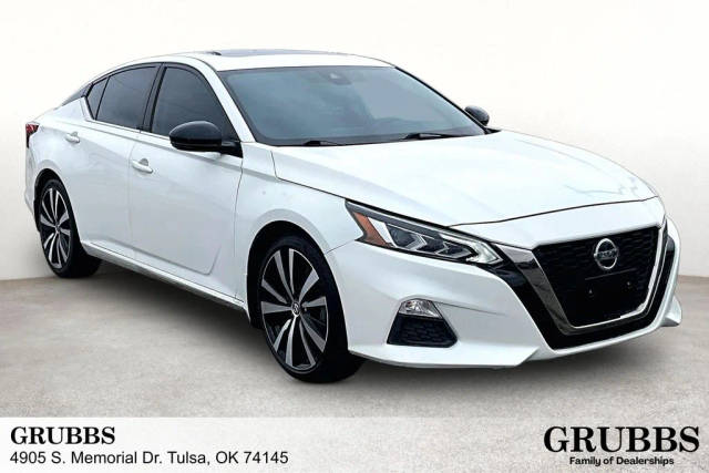2021 Nissan Altima 2.5 SR FWD photo