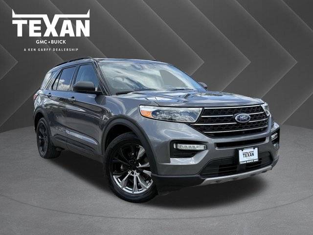 2021 Ford Explorer XLT 4WD photo