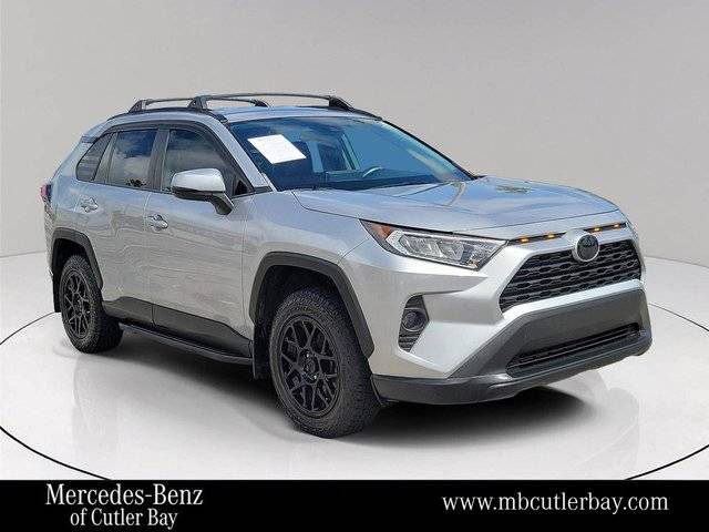 2021 Toyota RAV4 XLE FWD photo
