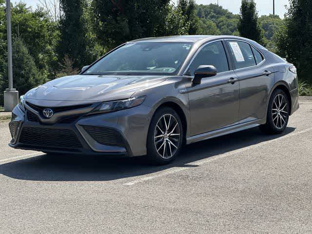 2021 Toyota Camry Hybrid SE FWD photo