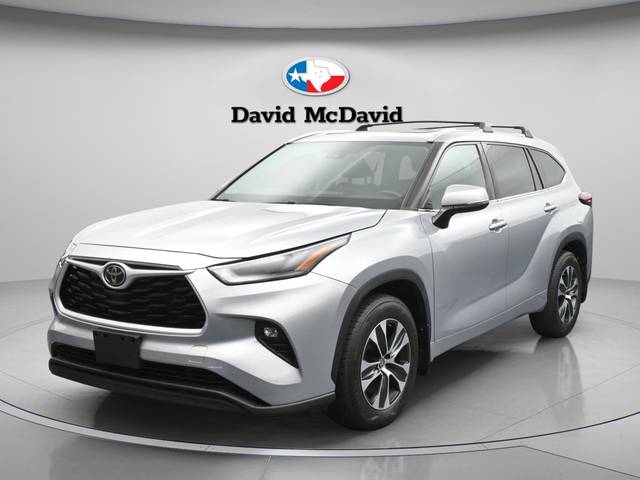 2021 Toyota Highlander XLE FWD photo