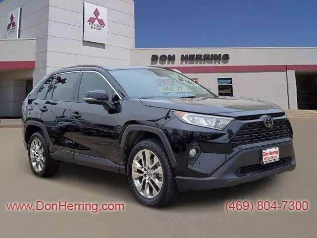 2021 Toyota RAV4 XLE Premium FWD photo