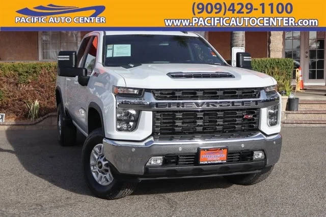 2020 Chevrolet Silverado 2500HD LT 4WD photo