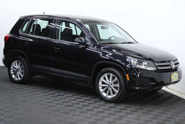 2017 Volkswagen Tiguan S AWD photo