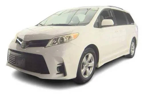 2020 Toyota Sienna LE FWD photo