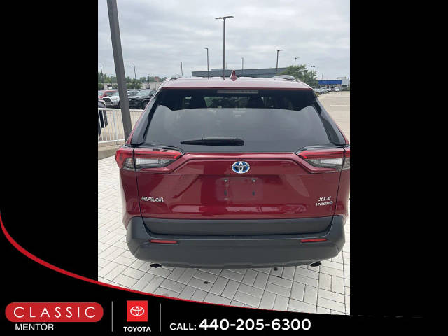 2021 Toyota RAV4 Hybrid XLE AWD photo