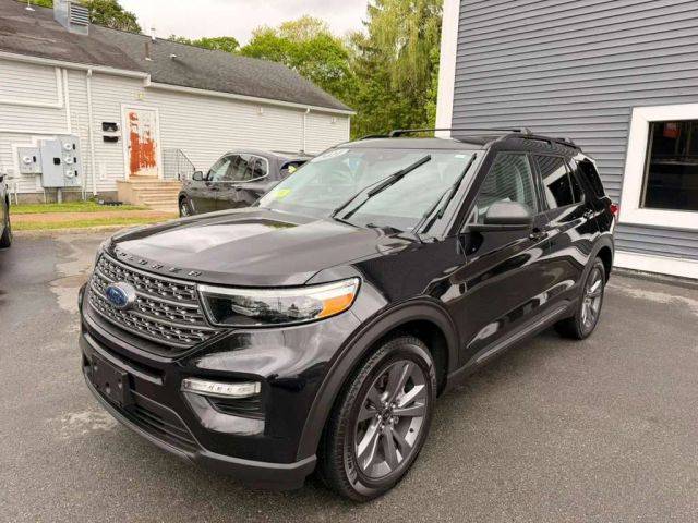 2021 Ford Explorer XLT 4WD photo
