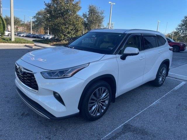 2021 Toyota Highlander Platinum FWD photo