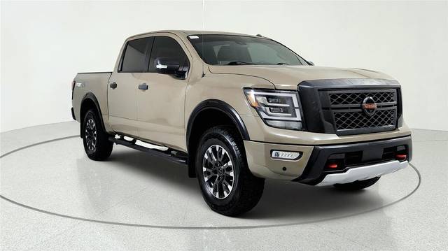 2021 Nissan Titan PRO-4X 4WD photo