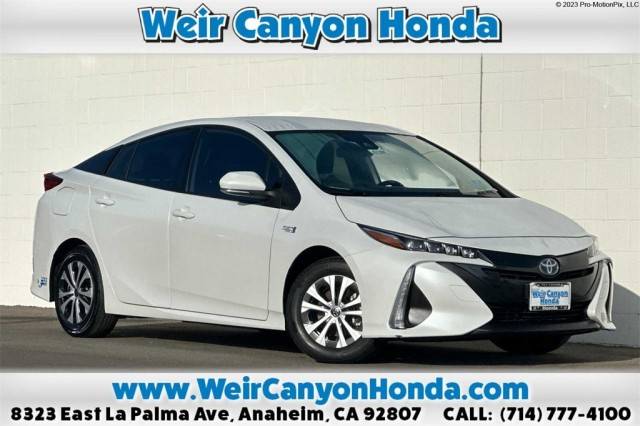 2021 Toyota Prius Prime XLE FWD photo