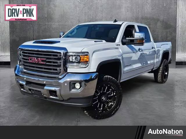 2019 GMC Sierra 2500HD SLT 4WD photo