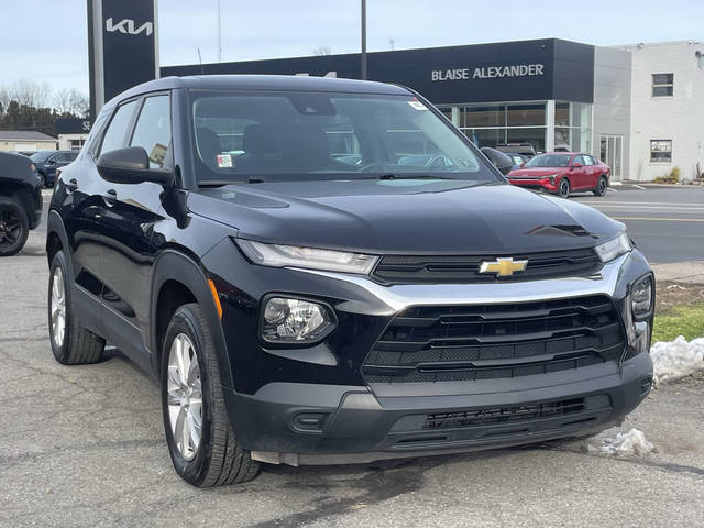 2021 Chevrolet TrailBlazer LS AWD photo
