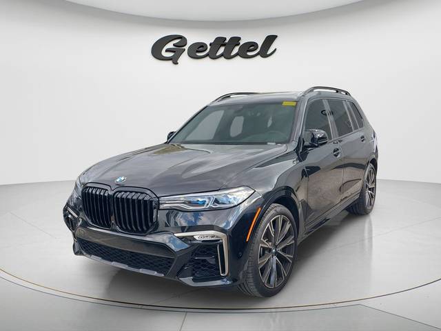 2021 BMW X7 M50i AWD photo