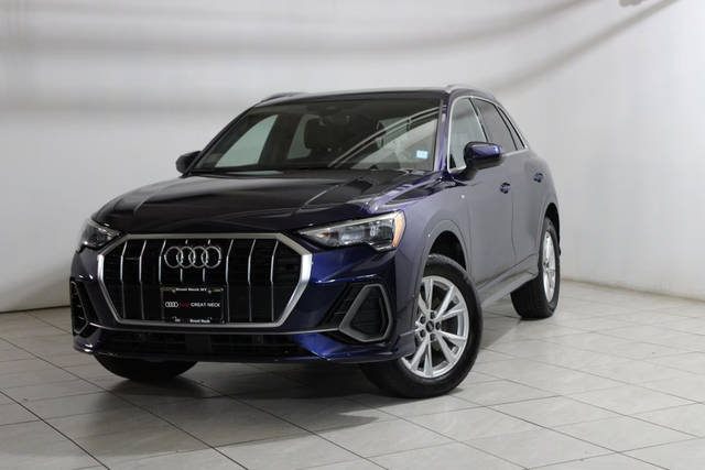 2021 Audi Q3 S line Premium AWD photo