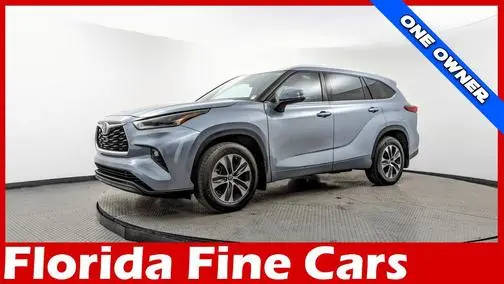 2021 Toyota Highlander XLE AWD photo