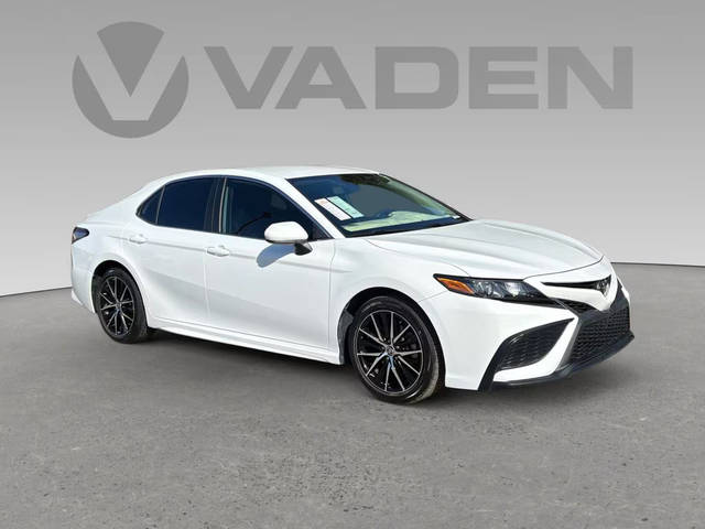 2021 Toyota Camry SE FWD photo