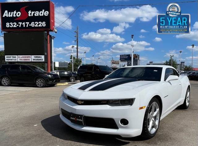 2015 Chevrolet Camaro LT RWD photo