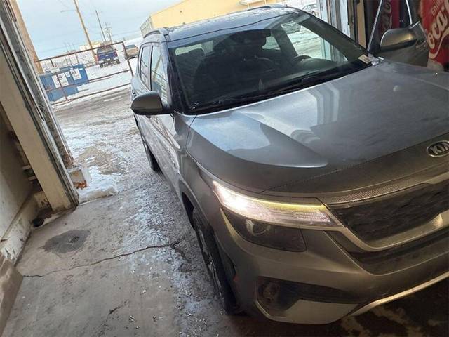 2021 Kia Seltos EX AWD photo