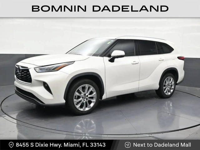 2021 Toyota Highlander Limited FWD photo