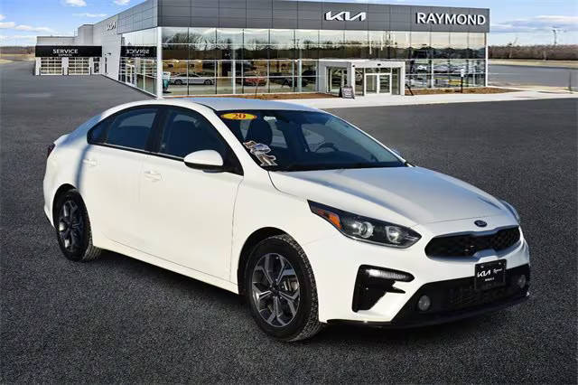 2020 Kia Forte LXS FWD photo