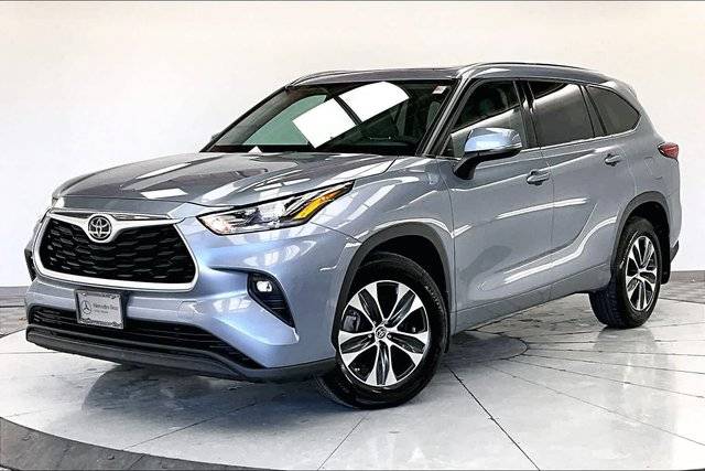 2021 Toyota Highlander XLE AWD photo