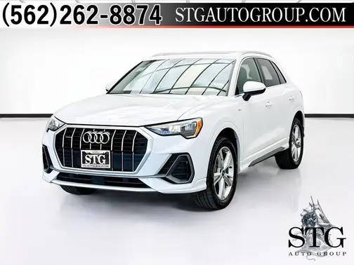 2021 Audi Q3 S line Premium AWD photo