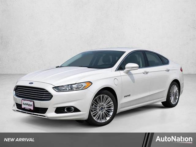 2015 Ford Fusion Energi Titanium FWD photo