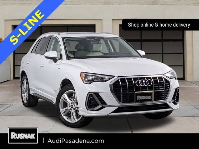 2021 Audi Q3 S line Premium AWD photo