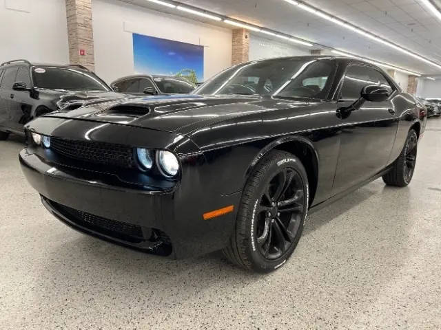 2020 Dodge Challenger SXT RWD photo